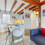 3 Bedroom Nice Home In Ronce-Les-Bains * Ronce-les-Bains