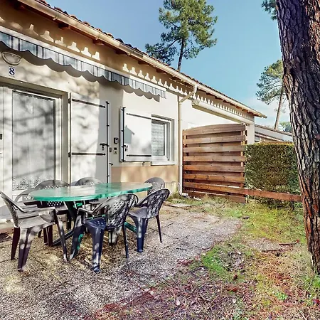 3 Bedroom Pet Friendly In *