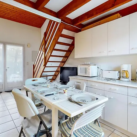 3 Bedroom Pet Friendly In Ronce-les-Bains
